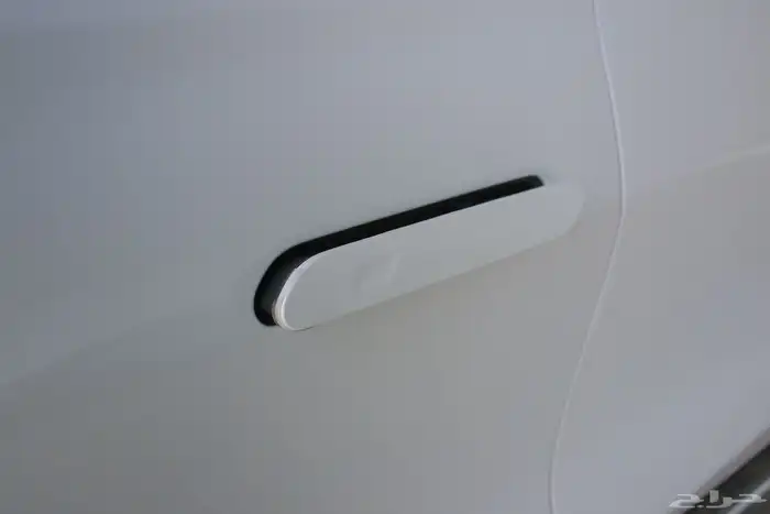 فورد تورس امبيانتي   ترند   تيتانيوم 2025 2026 5