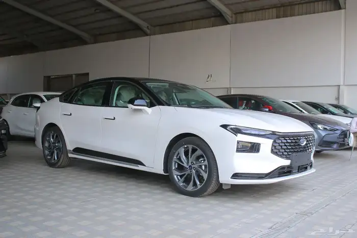 فورد تورس امبيانتي   ترند   تيتانيوم 2025 2026 2