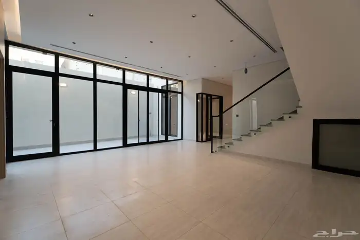 للبيع فيلا دوبلكس مميزه بمكة حي الزايدي 6