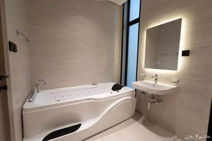 للبيع فيلا دوبلكس مميزه بمكة حي الزايدي 21