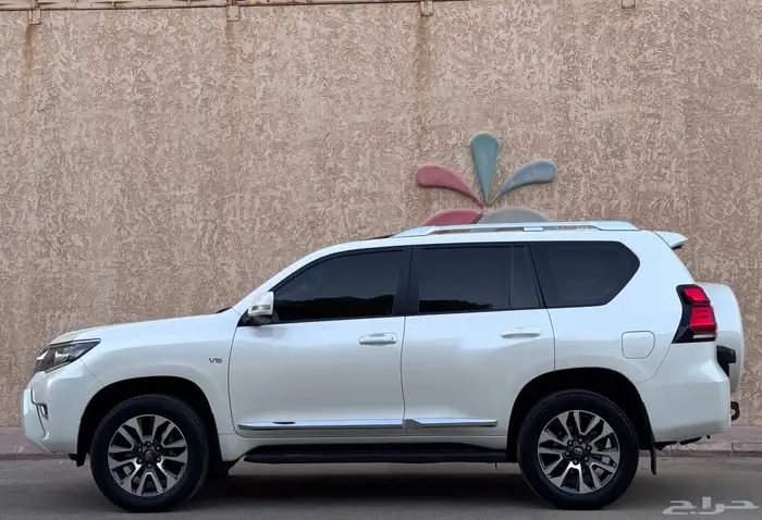 تويوتا برادو 2022 TXL 7