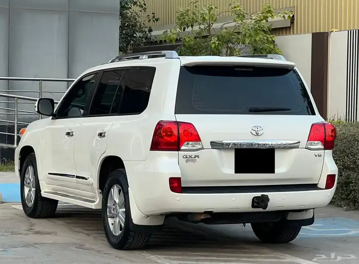 تويوتا لاندكروزر 2014 GXR (بدي وكالة) 7
