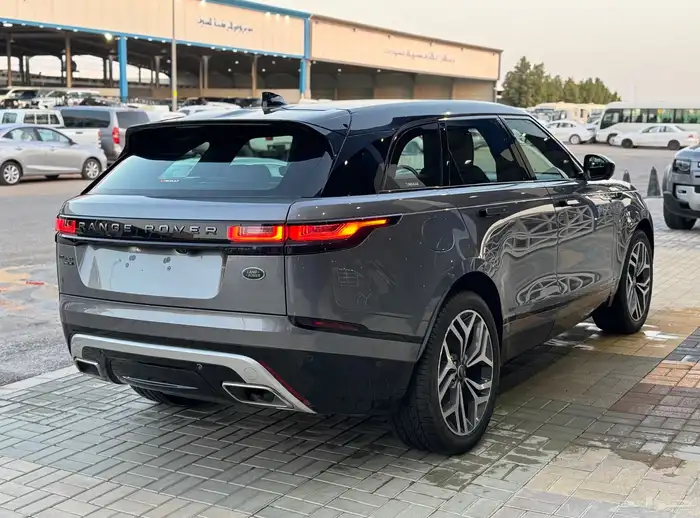 رنج روفر فيلار P380 2020 R-Dynamic V6 2