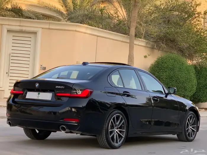 بي ام دبليو 2024 320i 14