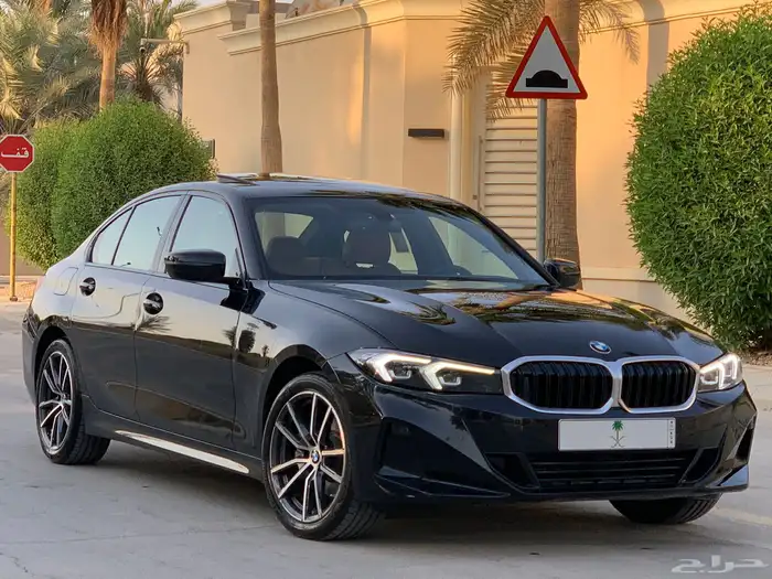 بي ام دبليو 2024 320i 1