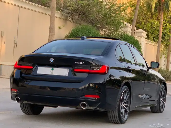 بي ام دبليو 2024 320i 15