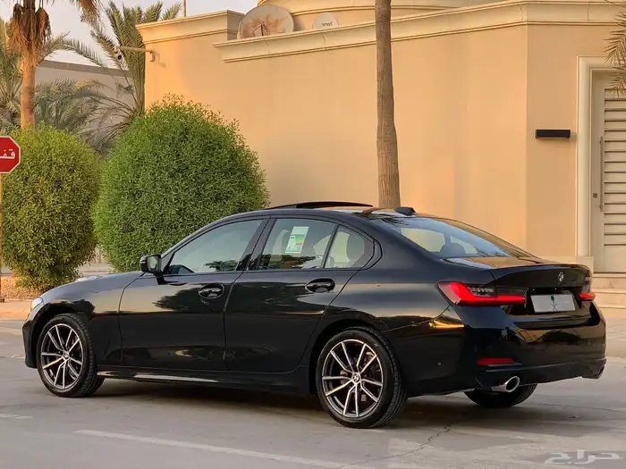 بي ام دبليو 2024 320i 25