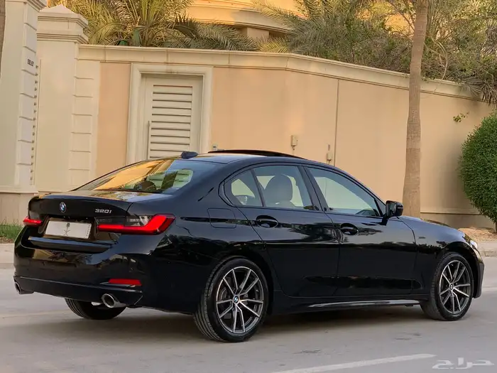 بي ام دبليو 2024 320i 10