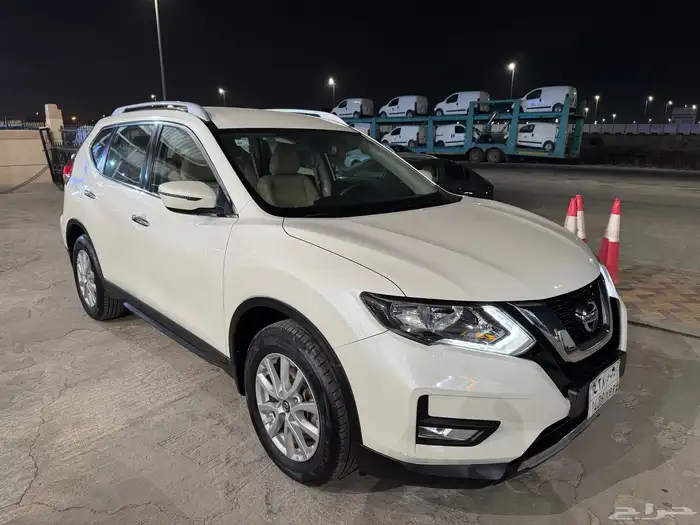 للبيع نيسان اكستريل 2022 دبل 0