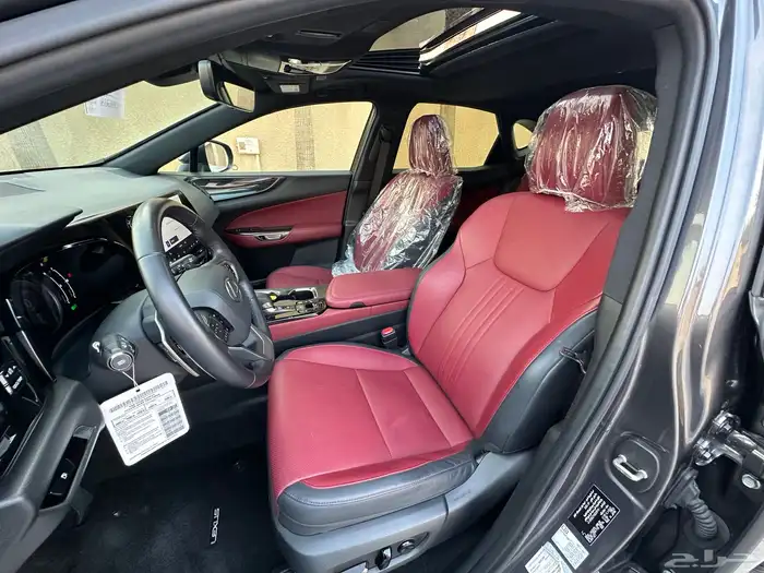 لكزس NX350h شبه جديده ماشيه 16 الف فقط بحاله الوكاله 32