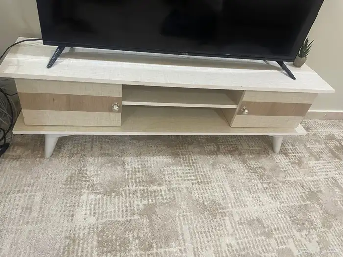 كنب ارضي   طاولات   ستارة 6