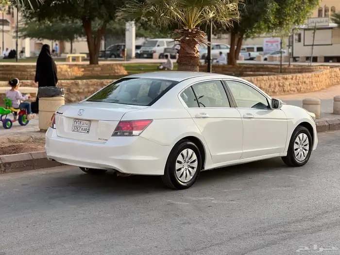 هوندا اكورد 17