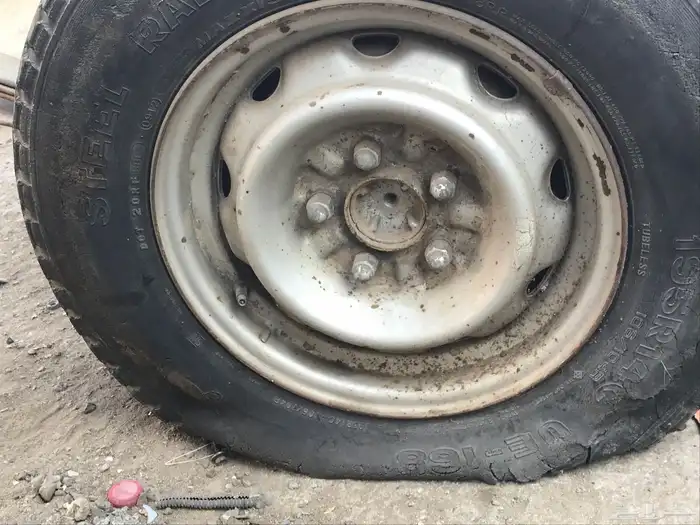 للبيع جنوط مقاس 14 هايلكس 88 طقم 0