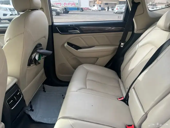 البيع مستعجل ام جي ار اكس 5 موديل 2020 فل كامل 10