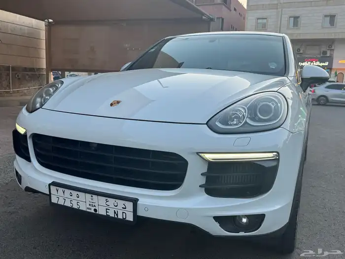 بورش كايين اس 2016 مخزن نظيف جدا 24