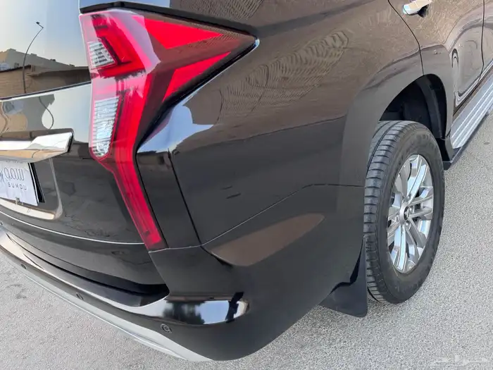 مستبيشي مونتيرو 2020 بحالة ممتازة 12