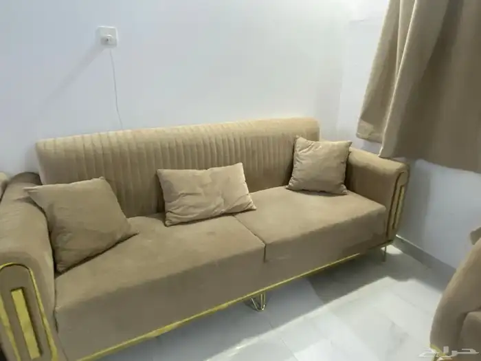 خمس كنبات كبار و ثنتين صغار مع ستاره ومع طاولات فرن غساله 4