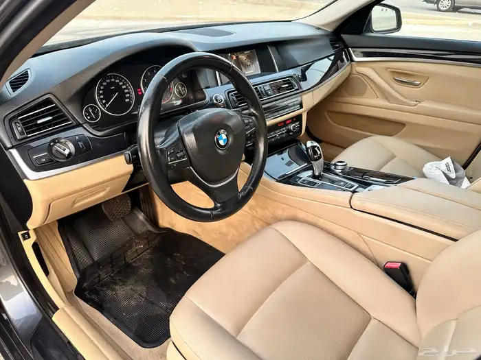 bmw 520i 2016 ممشى قليل نظيف جدا 21