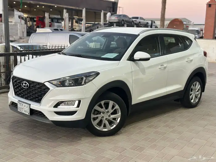 جيب هونداي توسان بنزين نص فل دبل 2020 2