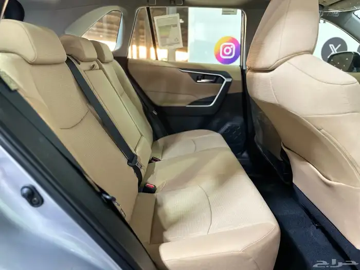 تويوتا راف فور XLE بنزين م2025 14