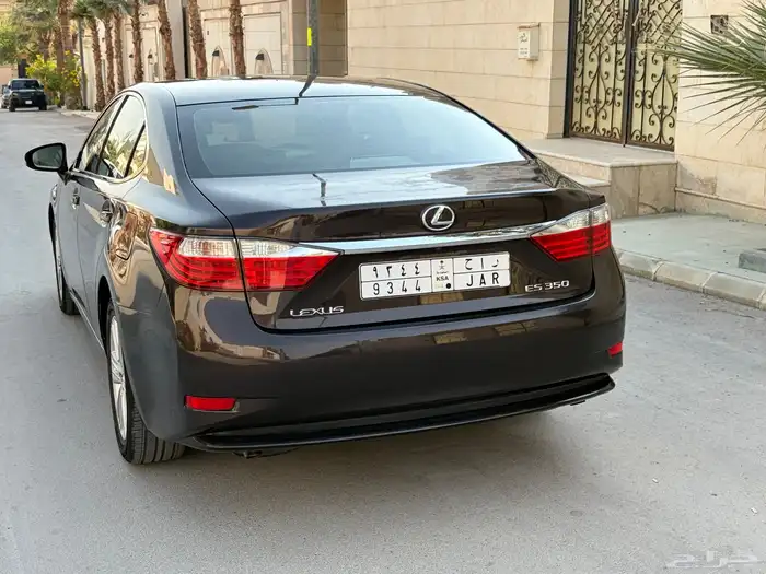 لكزس es350 cc 2013 مالك واحد من الوكاله 34