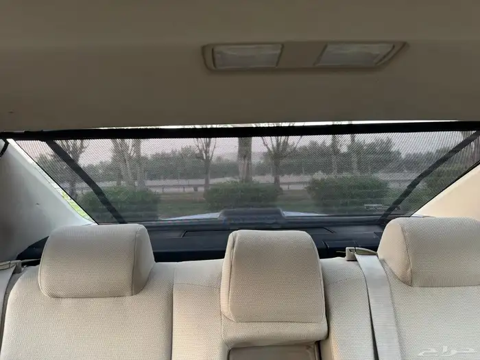 تويوتا كامري 2017 فل كامل GLX ابيض لولي 50