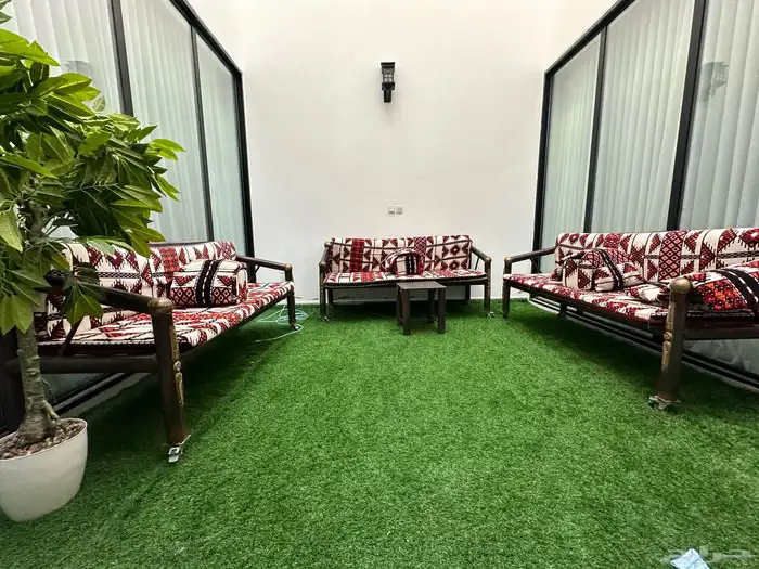 كراسي ومراكي بحاله نظيفه 1