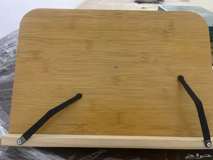 حمال كتب بحاله جديدة جدا سعر 35 0