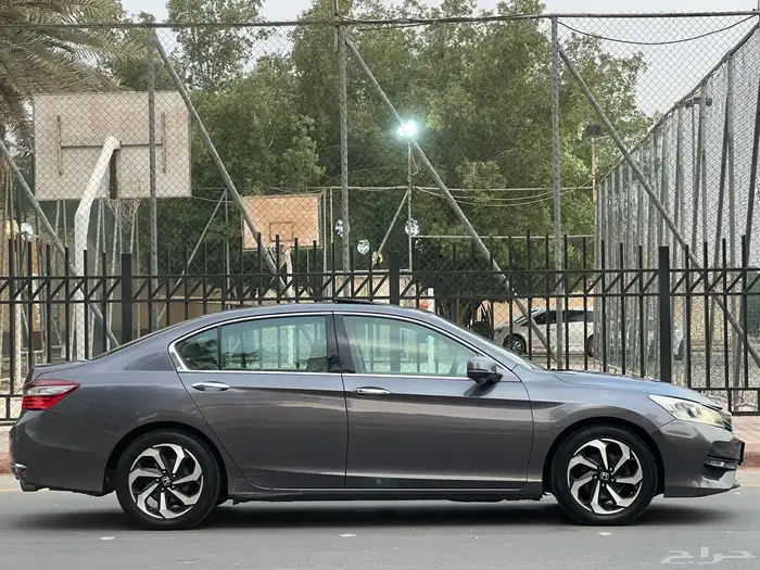 هوندا اكورد 2017 فل سعودي 4