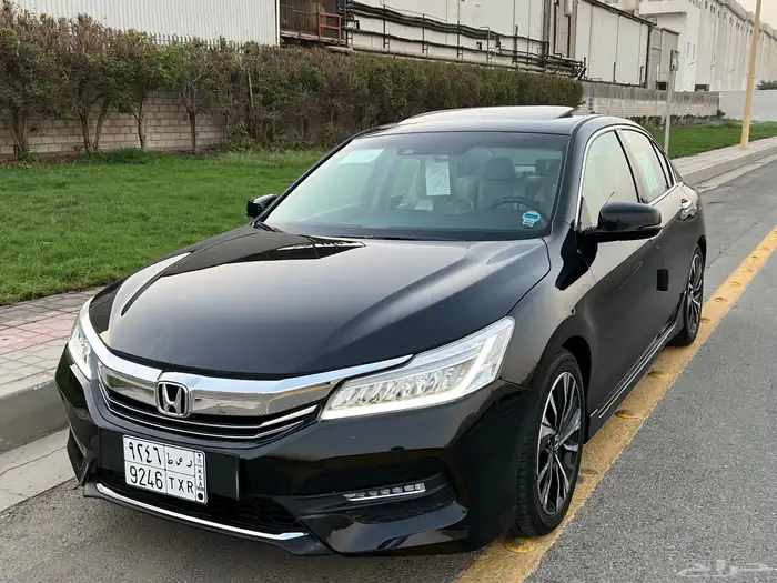 هوندا اكورد 2017 V6 sport نظيفة جدا 4