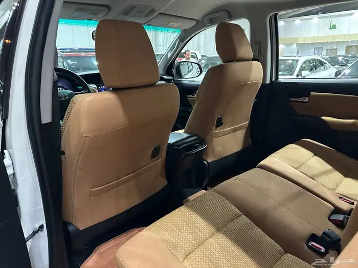 تويوتا فورشنر موديل 2020 بنزين بدون دبل 15