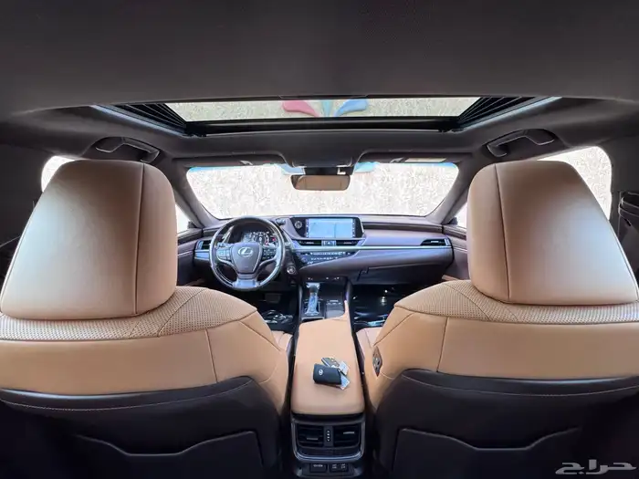 لكزس ES350 نص فل 2020 16