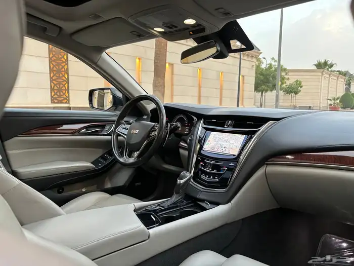 كاديلاك CTS 2019 8