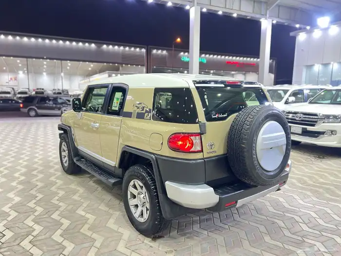 تويوتا اف جي 2015 فل كامل خليجي ماشي 316 الف 4