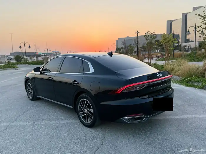 ازيرا موديل 2021 بدي وكالة 18