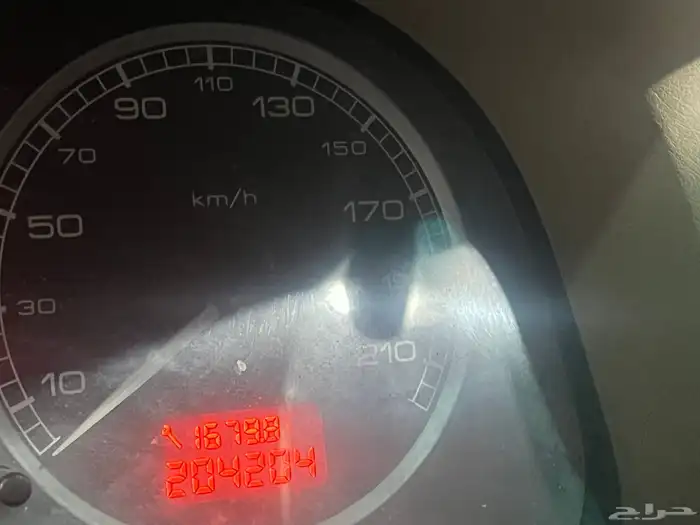 سيارة بيجو 4