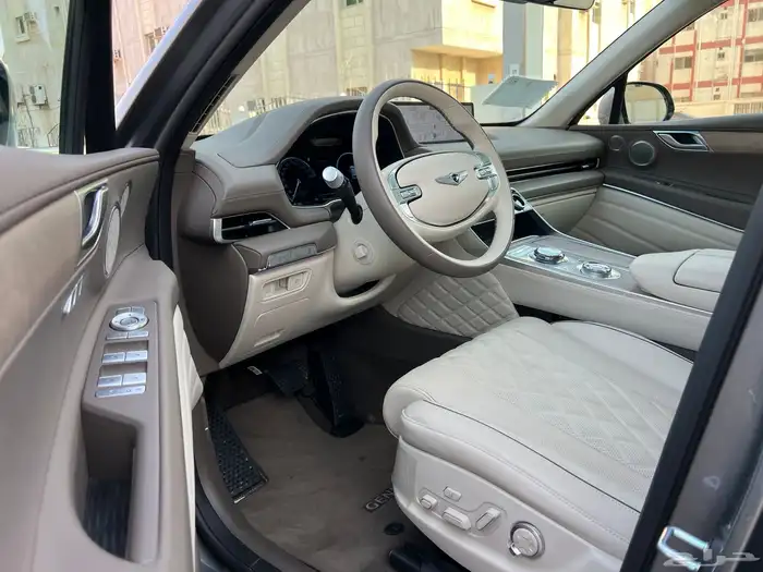 جنسس 2024 سعودي GV80 رويال 6 سرندل شبه اصفار 3