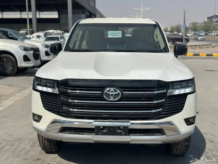تويوتا لاندكروزر الموديل2025 تنفس طبيعي اقل سعر في السوق 5