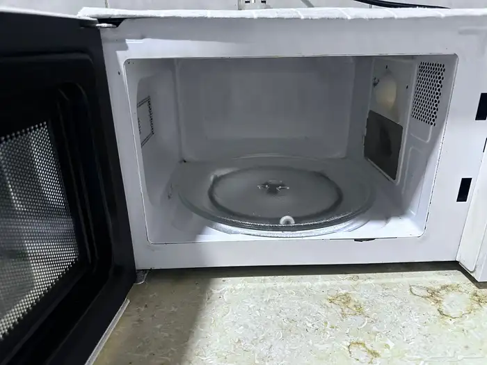 مايكرويف وبراد ماء 1