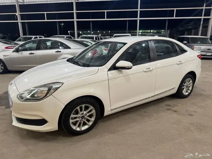 للبيع فورد اسكورت موديل 2020 0