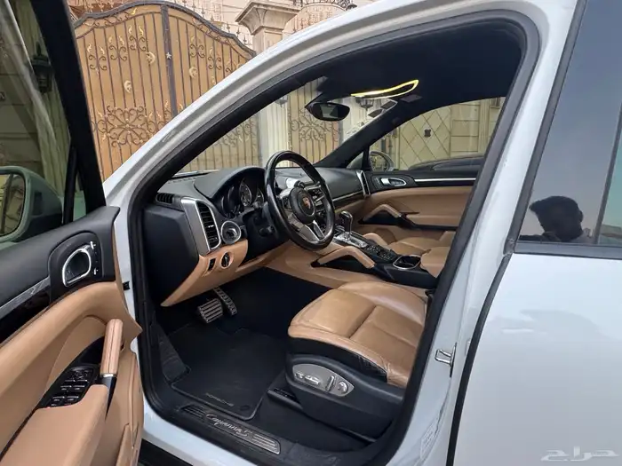 بورش كايين اس 2016 مخزن نظيف جدا 8