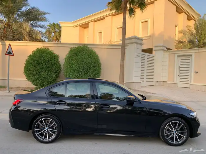 بي ام دبليو 2024 320i 8