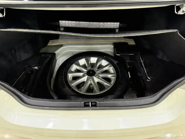 كامري 2017 ليميتد عداد 146 نظيف جدا 21