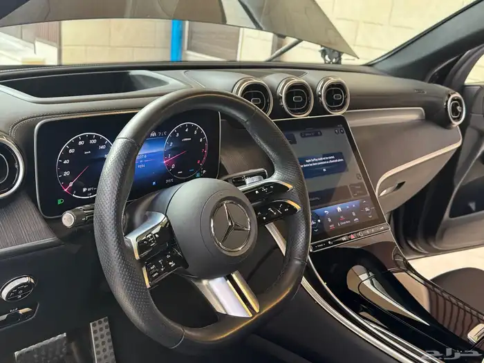 مرسيدس GLC300 موديل 2024 0