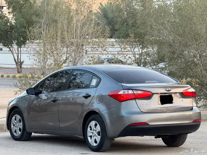 كيا سيراتو 2015 وكاله 8