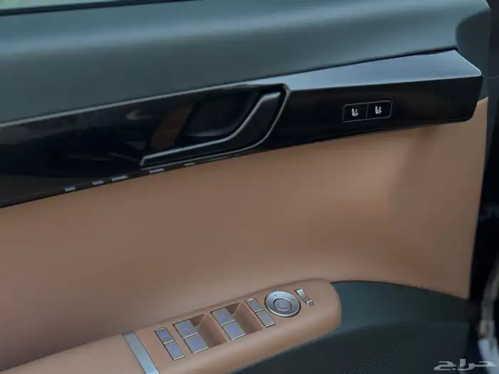 هيونداي ازيرا اكسلكوسف 2024 اسود 17