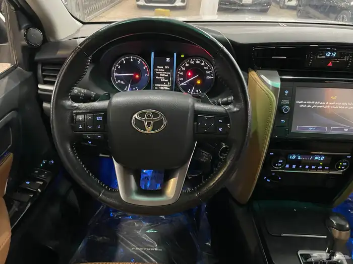 فورتشنر موديل 2023 (6سلندر) 18