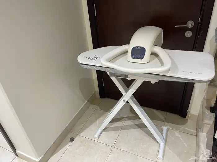 كوايه كبيرة مع قاعدتها ومستعمله 0