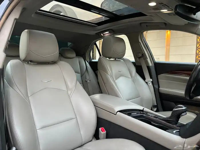 كاديلاك CTS 2019 10