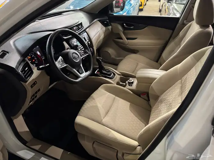 للبيع نيسان اكستريل 2022 دبل 6